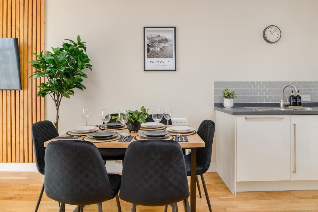 Premium Apartment - Allocated Parking - Great Location Plymouth Extérieur photo