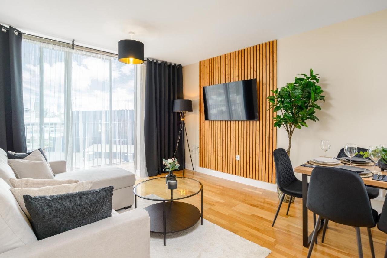 Premium Apartment - Allocated Parking - Great Location Plymouth Extérieur photo