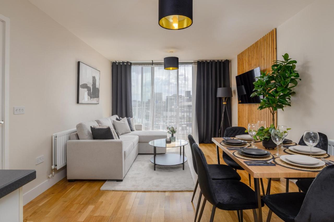 Premium Apartment - Allocated Parking - Great Location Plymouth Extérieur photo