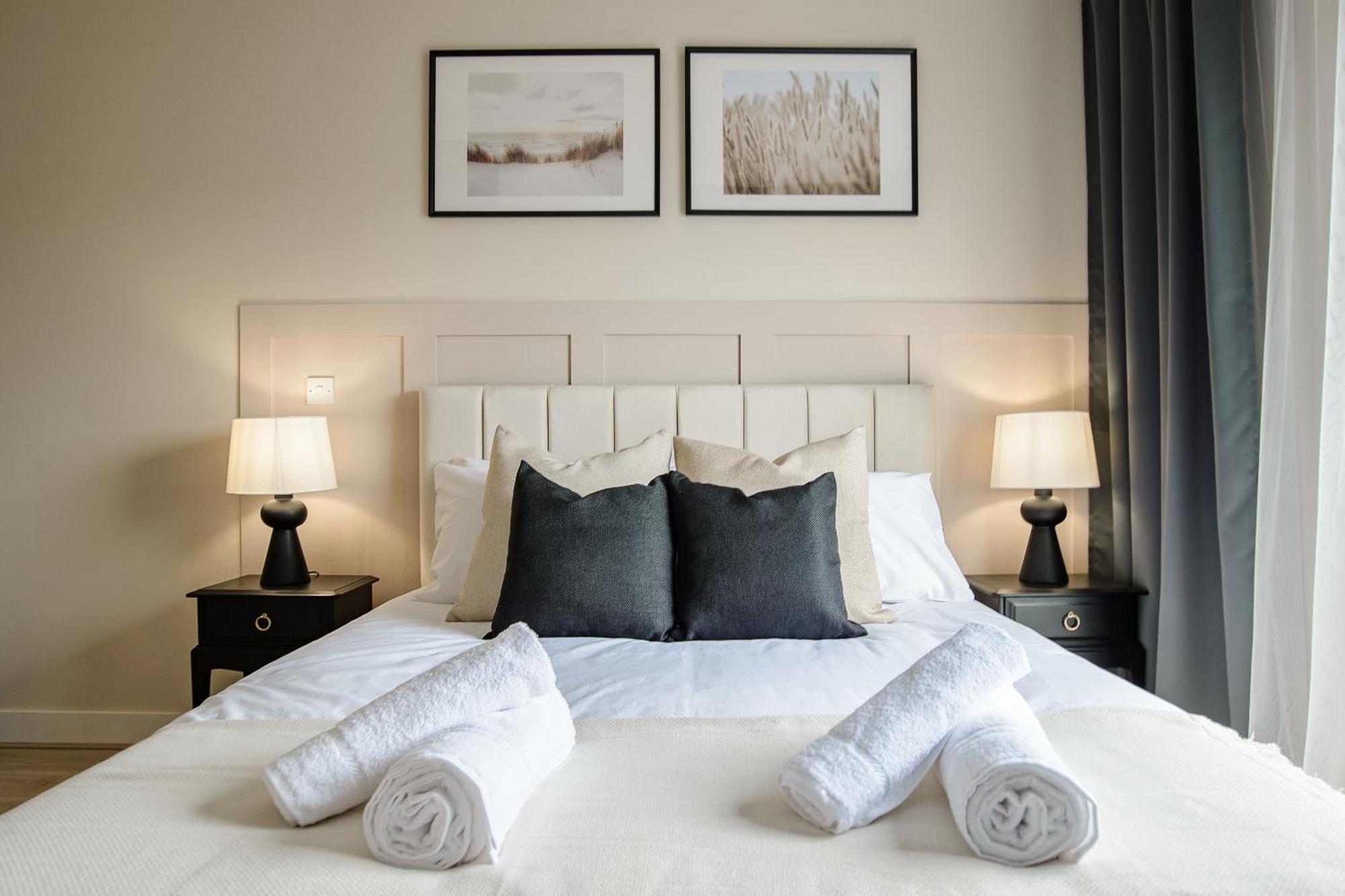 Premium Apartment - Allocated Parking - Great Location Plymouth Extérieur photo